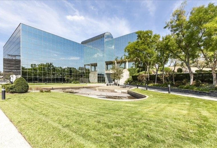 Exterior view of 140 E. Ridgewood Avenue, Suite 415, South Tower