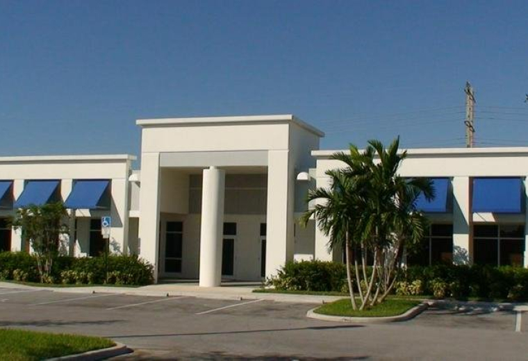 Office suites in central Sunrise