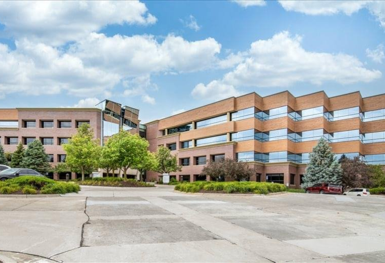 14301 First National Bank Parkway, Omaha, Nebraska, USA