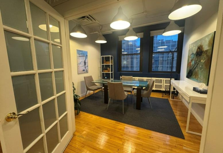 Hermes Building, Suite 726, 1470 Peel Street, Montreal