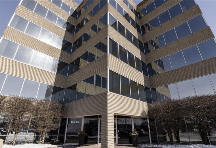 15255 South 94th Avenue, Suite 500, Orland Park, Illinois, USA