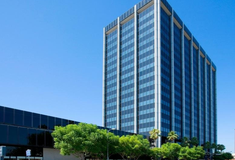 15760 Ventura Blvd. , Wells Fargo Bank Building, Suite 700, Encino, California, USA