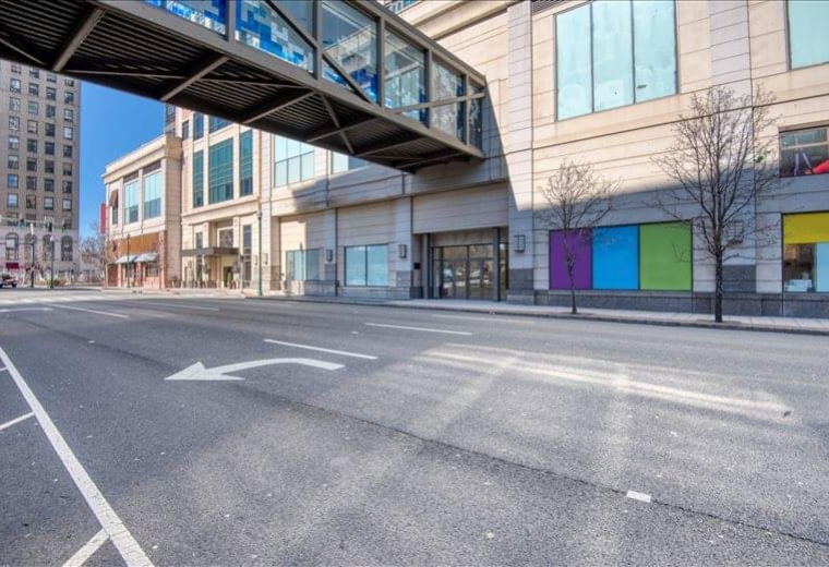 Offices at 173 Huguenot Street, Suite 200