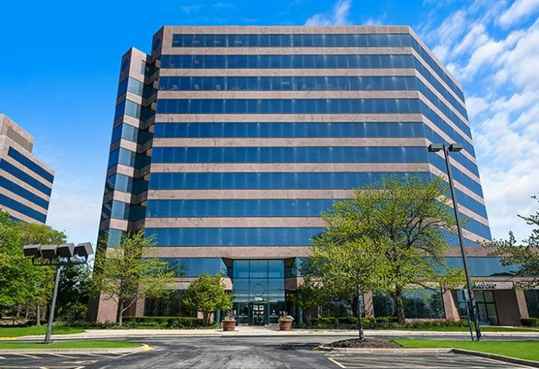 Offices at 1750 East Golf Road