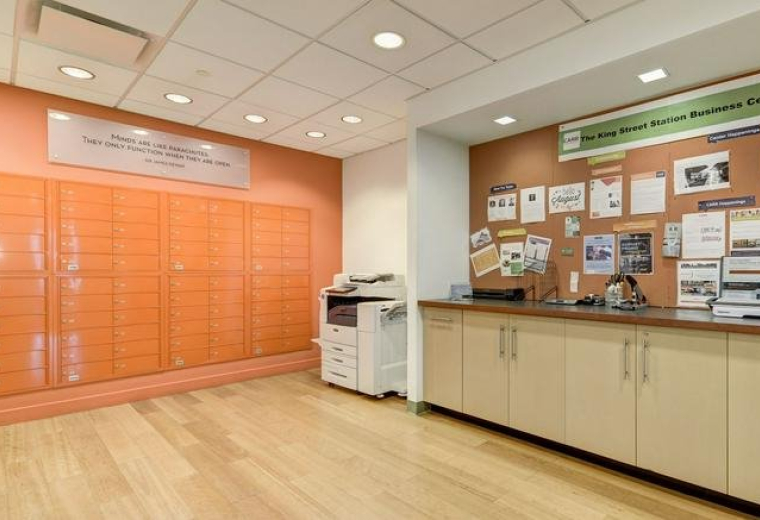 Offices at 1800 Diagonal Road, Suite 600