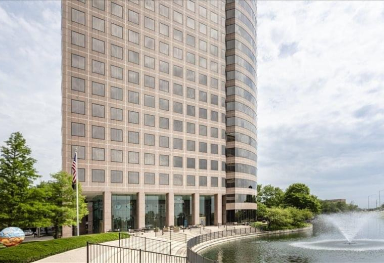 Serviced office centre to lease in Oakbrook Terrace