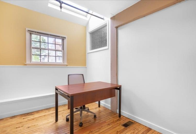 Executive office to rent in Doylestown