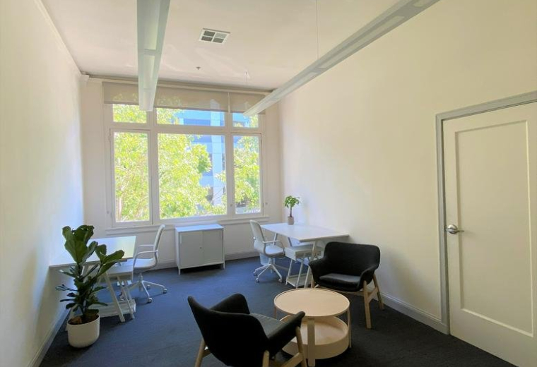 Exterior image of 2006, Kala Bagai Way