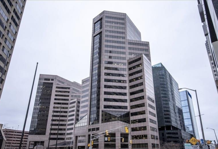 Exterior image of 201 North Illinois Street, South Tower, 16th Floor