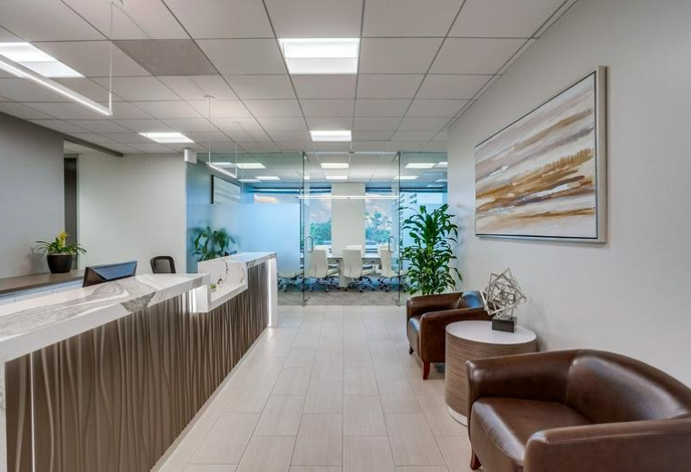 Office suites in central Torrance