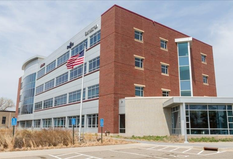 2355 Highway 36 West, Suite 400, Roseville, Minnesota, USA