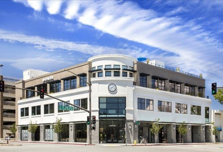 Executive office centre to rent in San Mateo