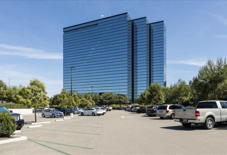 Offices at 3111 Camino Del Rio North, Suite 400