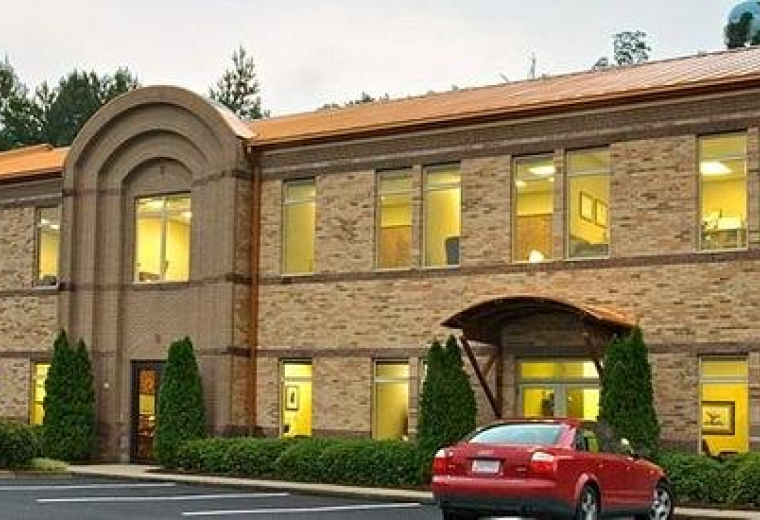 4000 Eagle Point Corporate Dr. , Eagle Point Office Park, Birmingham, Alabama, USA