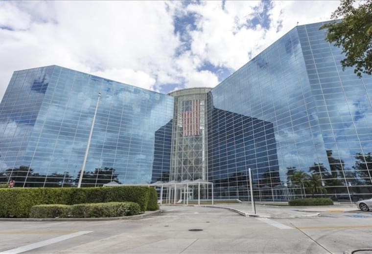 Offices at 4000 Hollywood Blvd, Suite 555-S