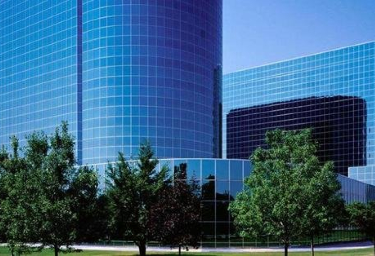 Executive suites in central Uniondale