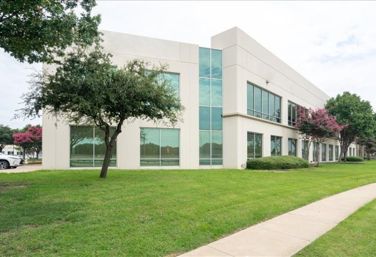 Exterior image of 405 State Highway 121, Suite A250