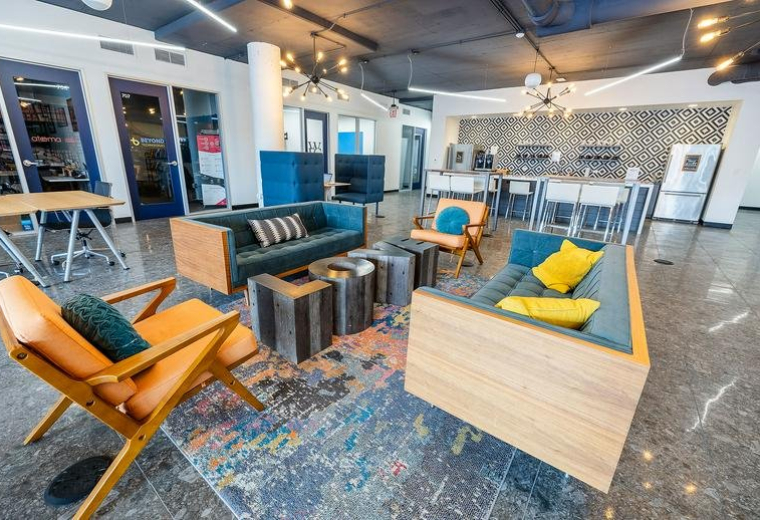 Executive office to rent in Chicago