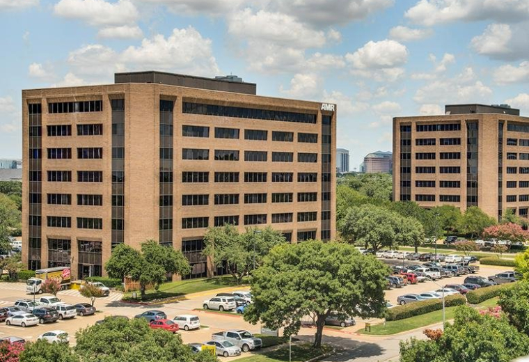 4099 McEwen, Farmers Branch, Texas