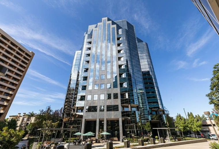 4225 Executive Square,(LAJ) Suite 600