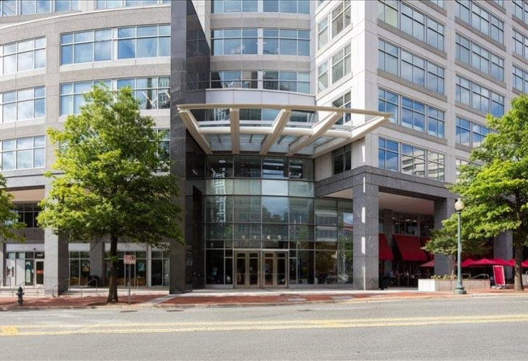 Office suite to rent in Chevy Chase