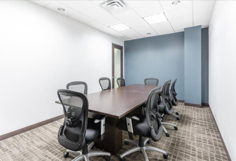 Office suites in central Edina