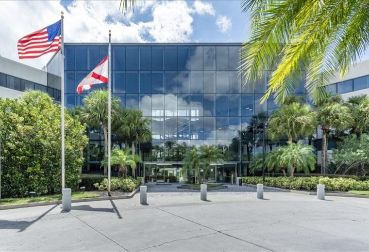 Exterior view of 555 Winderley place, Suite 300