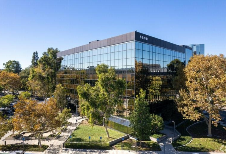 Warner Center Executive Suites, Woodland Hills