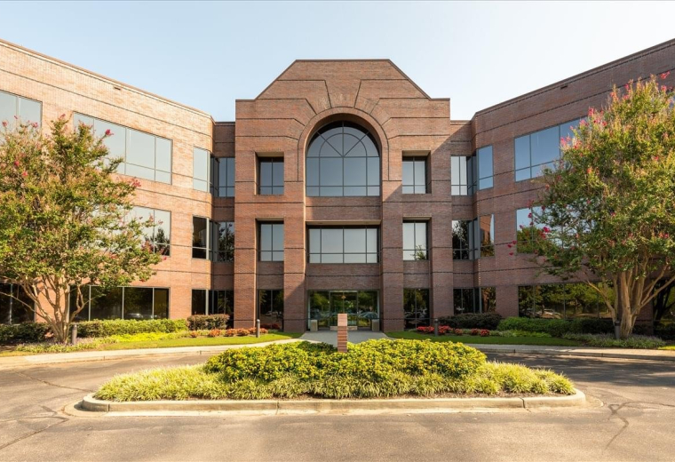 8295 Tournament Drive, Memphis, Tennessee, USA