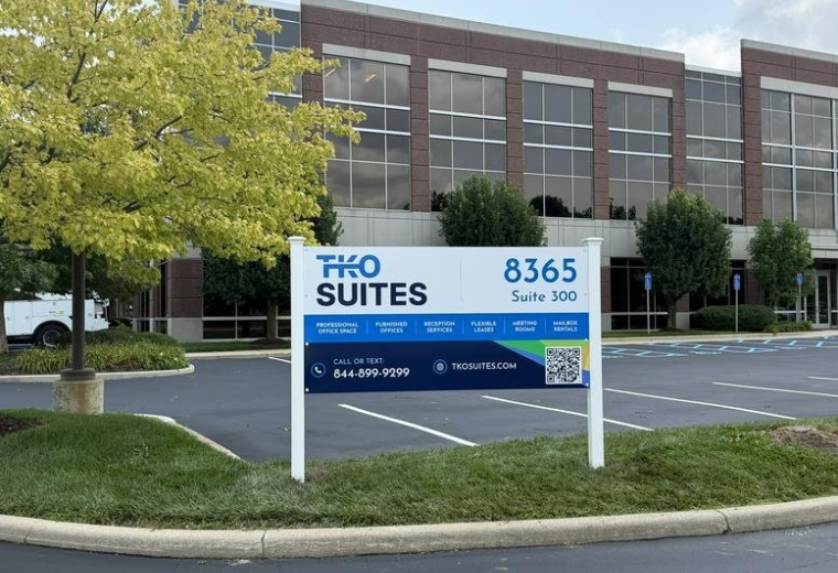 8365 Keystone Crossing, Indianapolis