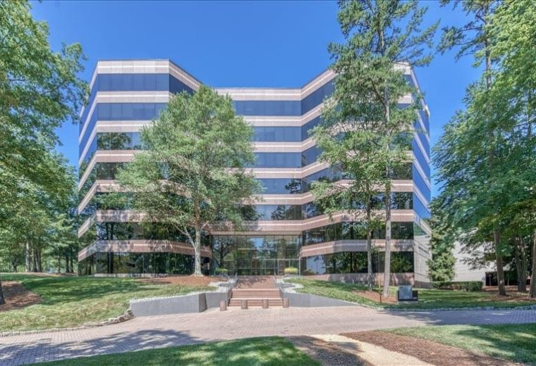 8601 Six Forks Rd, Raleigh, North Carolina, USA