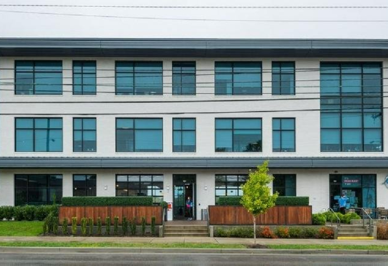 Exterior view of 901 Woodland Street