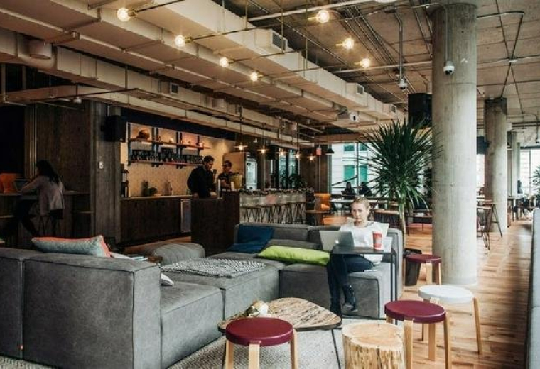 Serviced office centres to rent in Montreal