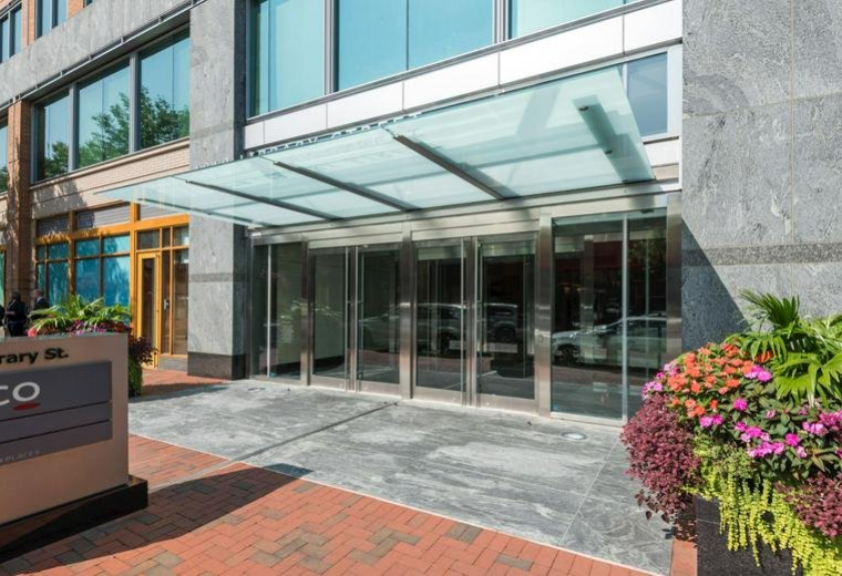 Serviced office to lease in Reston