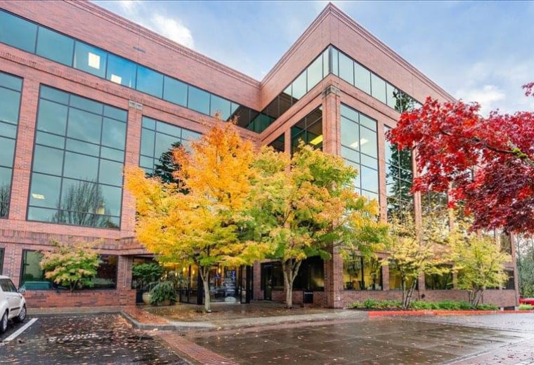 4800 SW Meadows Road, Suite 300 executive office centres