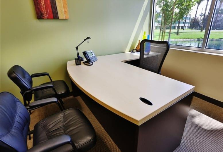 Office suites to let in Ontario