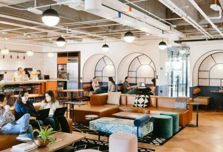 Interior of Usaquen, Carrera 7