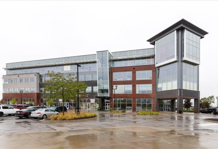 West Glen Town Center, 5550 Wild Rose Lane, Des Moines, Iowa, USA