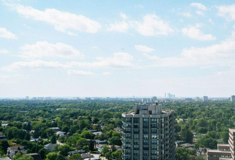 Office suites to rent in Toronto