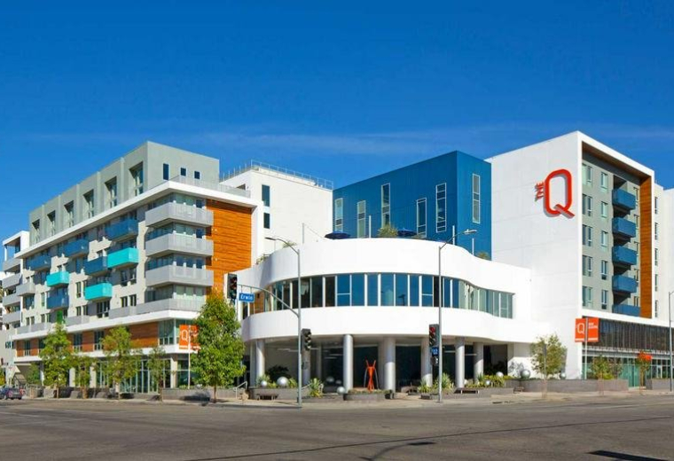 (WH1) 21045 W. Erwin Street, Woodland Hills, California