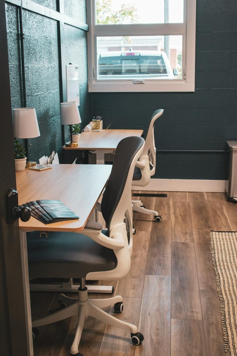 Executive office centres in central Sandusky