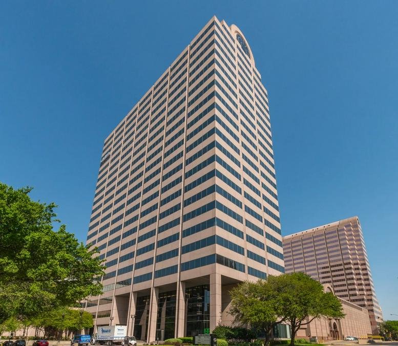 Exterior view of the high-rise tower at 13355 Noel Road, Suite 1100, Dallas Galleria.
