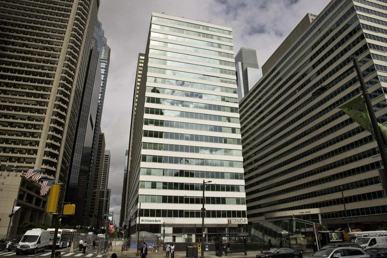 Exterior view of the white high-rise building at 1515 Market Street in Philadelphia.