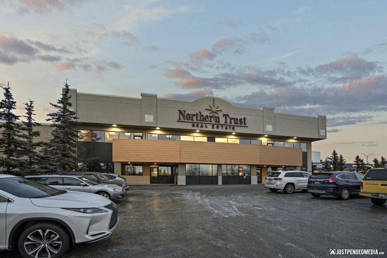 Exterior view of the Northern Trust Real Estate building at 205 E Benson Boulevard.