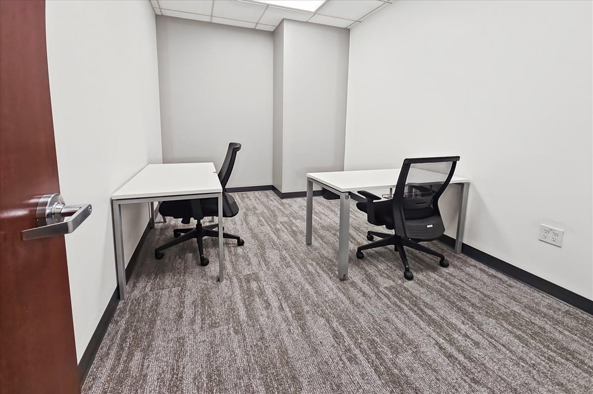 Private two-person office suite at 6710 North Scottsdale Road, 1st Floor.