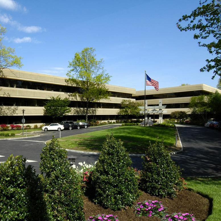 Exterior view of the professional low-rise office building at 777 West Putnam Avenue.