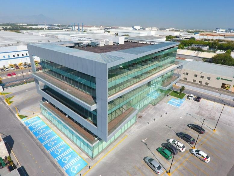 Exterior view of the modern glass-facade Torre Aeropuerto.