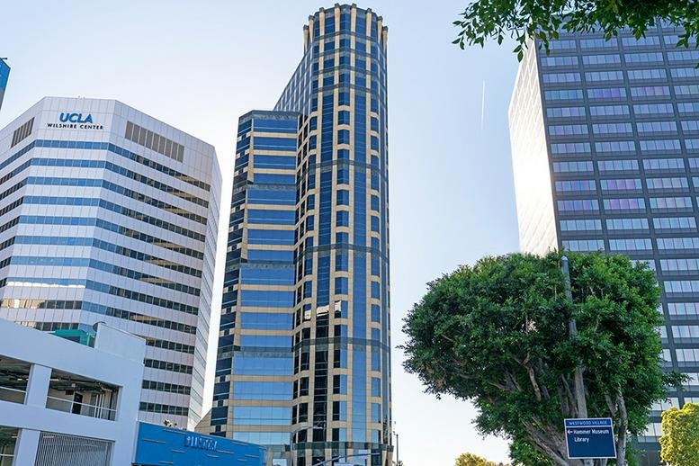 Exterior view of the high-rise tower at 10940 Wilshire Blvd, Suite 1600, Tower Executive Suites.