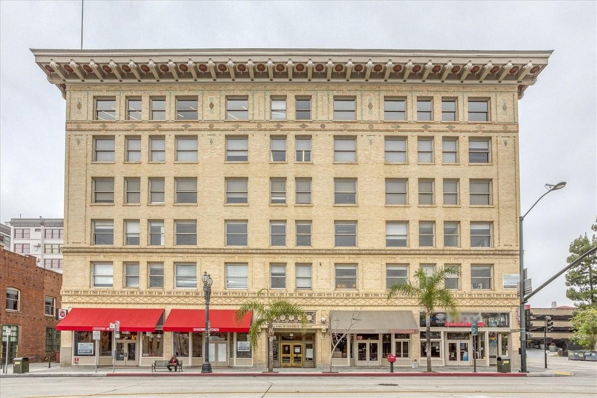 Exterior view of the historic facade at 117 East Colorado Blvd. , Suite 600.