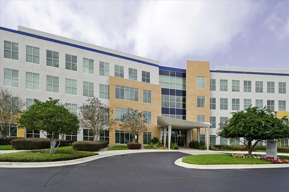 Exterior view of the professional office building at 1800 Pembrooke Drive.